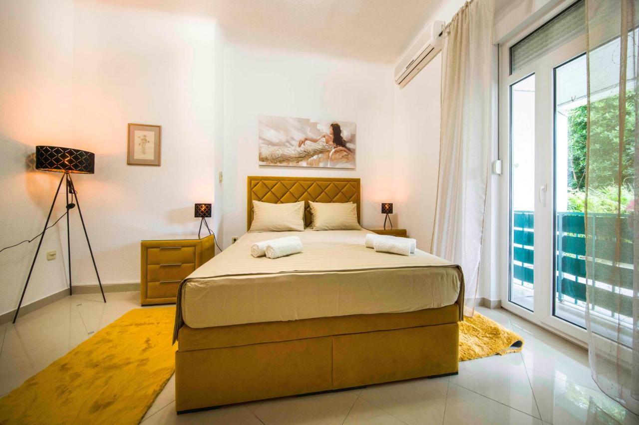 Apartment Alice Central Luxe Split Eksteriør bilde